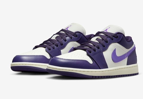 Air Jordan 1 Low Sky J Purple